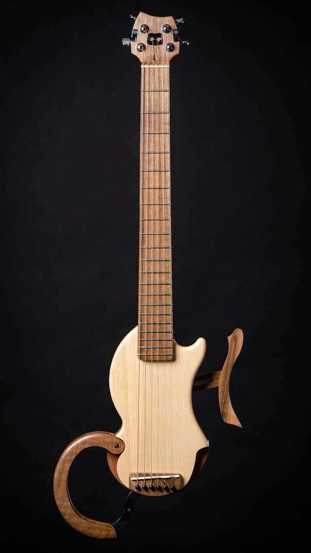 Guitare de voyage acoustique et electroacoustic Tourbus Acoustic