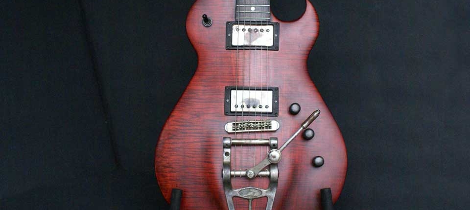 guitare-electrique-sur-mesure-luthier-hand-custom-electric-guitar