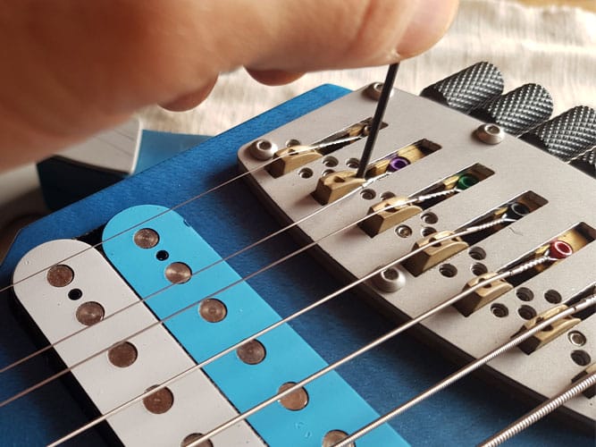 Reglage hauteur pontet chevalet headless